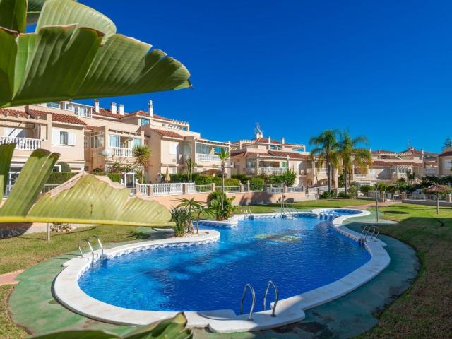 Dúplex en venta en Urbanización Horizonte, Orihuela