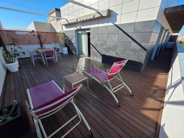 Ático en alquiler en Castellón De La Plana, Valencia