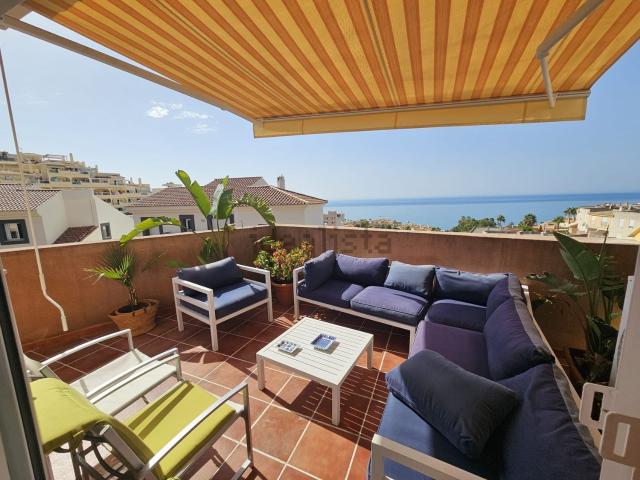 Ático en alquiler en Torrequebrada, Costa del Sol Occidental