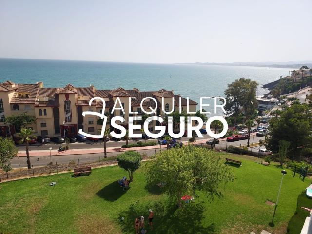 Ático en alquiler en Torrequebrada, Costa del Sol Occidental