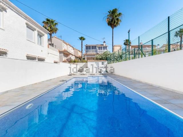 Dúplex en alquiler en Cabo Cervera-Playa la Mata, Torrevieja