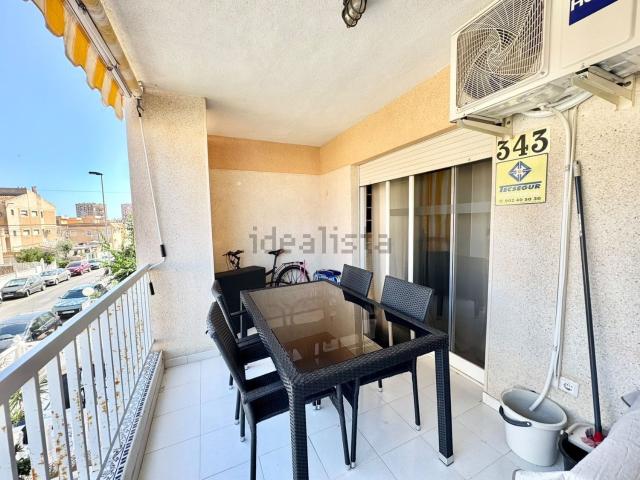 Piso en alquiler en La Rosaleda, Torrevieja