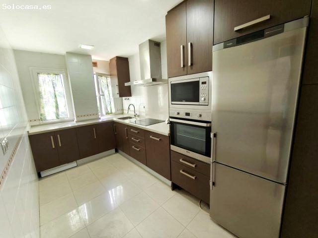 Piso en venta en Cerro-Amate, Sevilla