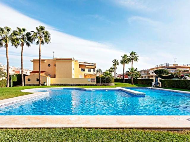 Apartamento en alquiler en Vera, Puerto Rey