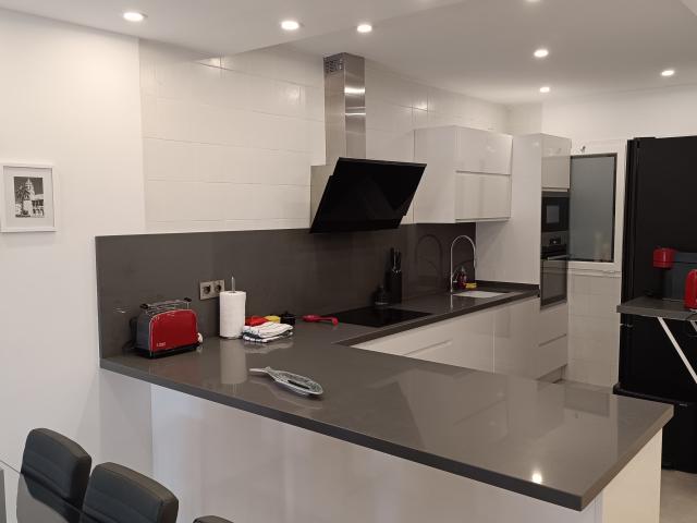Apartamento en alquiler en Marbella, El Vicario