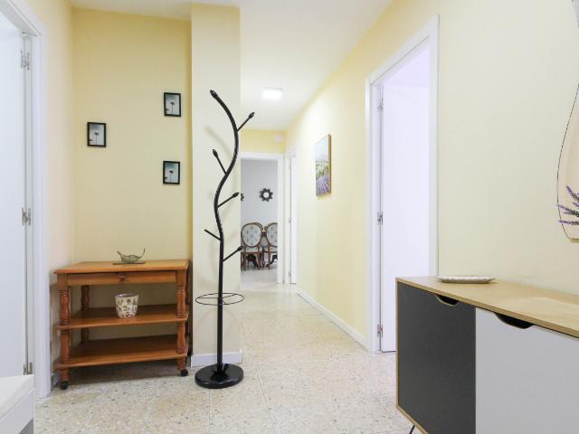 Apartamento en alquiler en Grupo El Carmelo, Santander