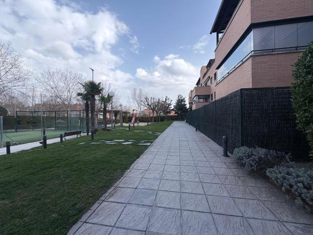 Apartamento en alquiler en Las Rozas De Madrid, Madrid