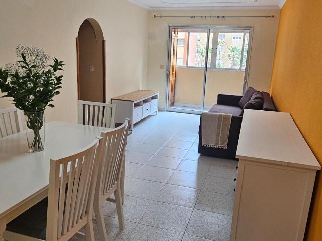 Apartamento en alquiler en La Feria del Atlántico, Gran Canaria