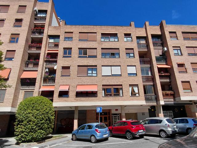 Apartamento en alquiler en Iruñerria, Navarra