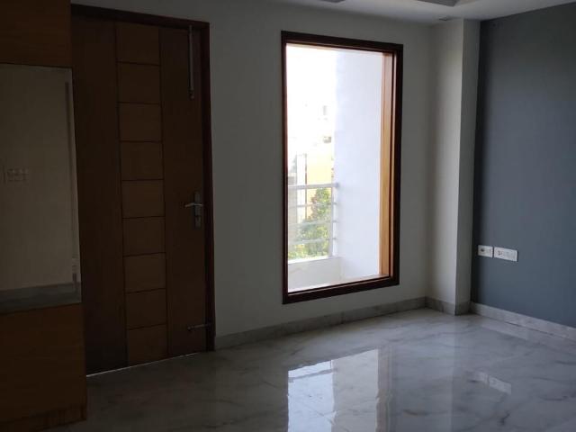 House for sale in Deri