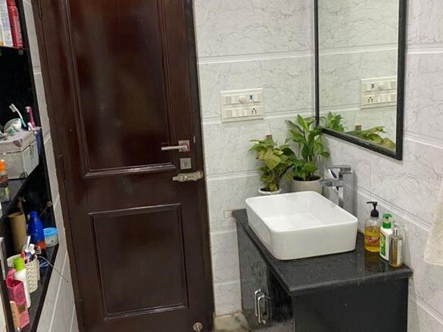 House for sale in Deri