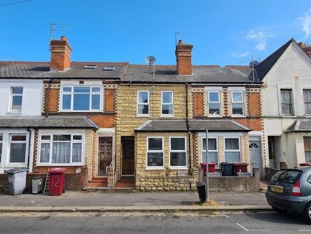 House for rent in Newtown, Reading