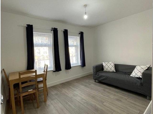 Apartment for rent in Newtown, Reading