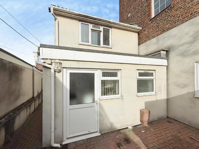 Apartment for rent in Stamshaw, Portsmouth