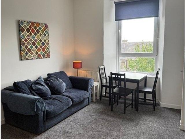 Apartment for rent in Law, Scotland