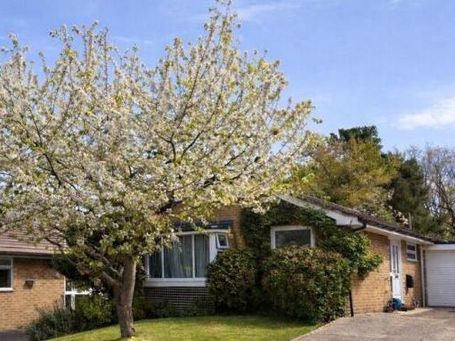 House for sale in Littlecote, West Sussex