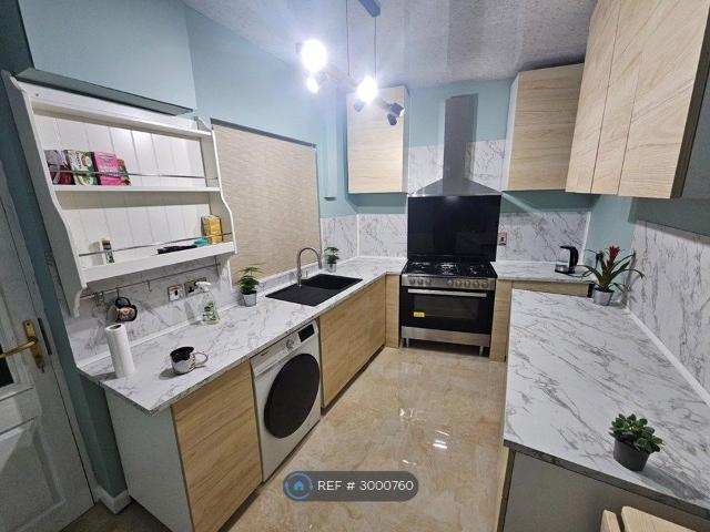 House for rent in Kingstone, Barnsley