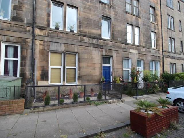 Apartment for rent in Leith, Scotland