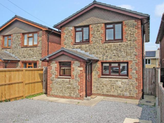 House for rent in Binstead, Ryde