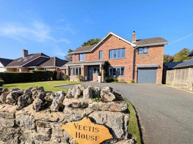 House for sale in Binstead, Ryde
