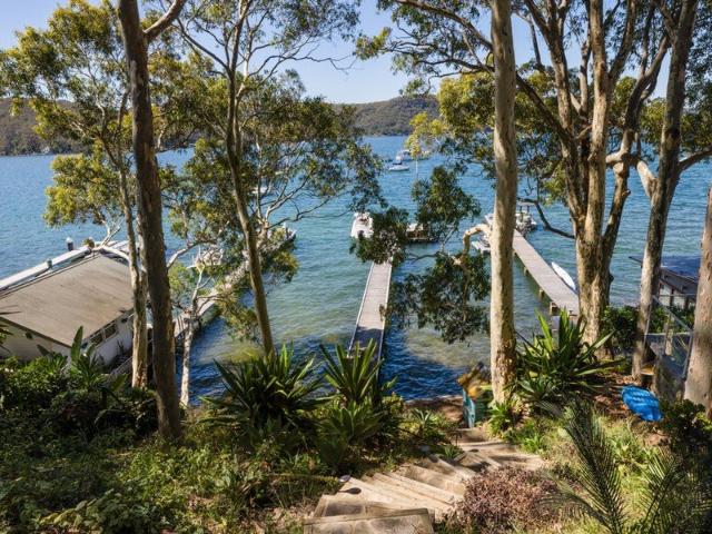 House for rent in Scotland Island, New South Wales
