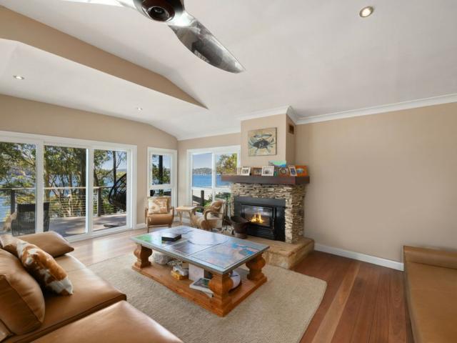 House for rent in Scotland Island, New South Wales