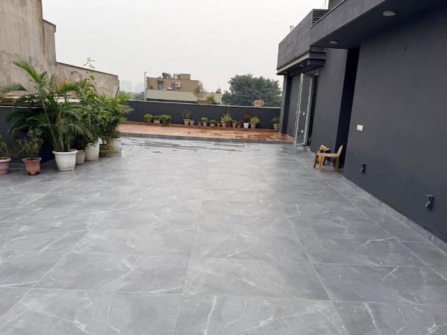 Flat for rent in Hariana