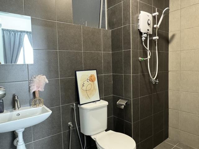 Room for rent in Country Heights Damansara, Kuala Lumpur