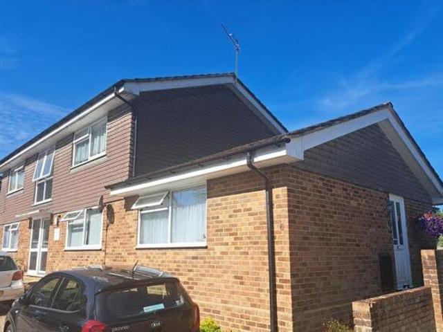 House for sale in Pachesham Park, Surrey