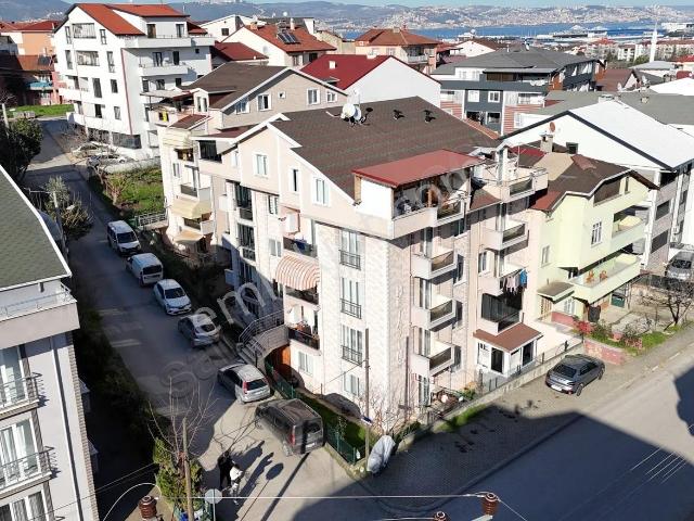 Gölcük, Kocaeli içerisinde satılık mülk