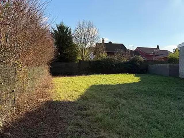 Terrain vente à Bourg-en-Bresse, Pizay