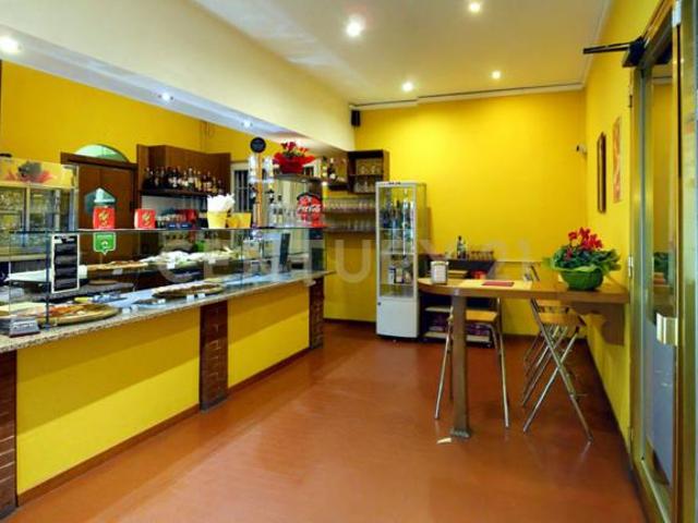 Locale Commerciale in vendita a Porcari, Toscana