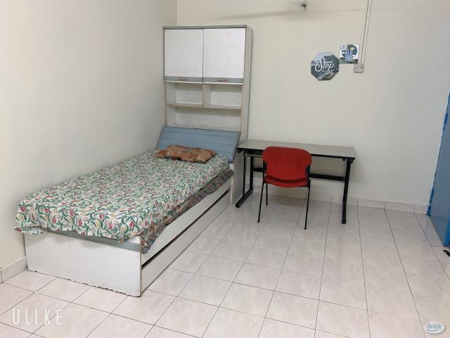 Room for rent in Petaling, Damansara Damai