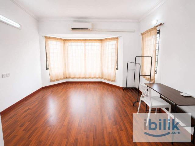 Room for rent in PJU 6, Petaling Jaya