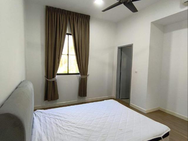 Room for rent in Petaling, Damansara Damai