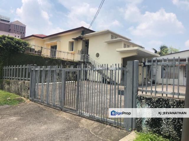 Shop for sale in Petaling, Damansara Damai