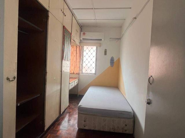 Room for rent in Petaling, Damansara Damai