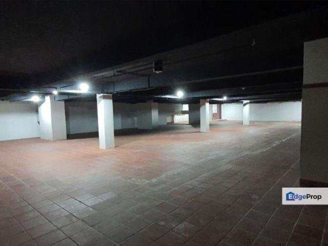 Shop for sale in Petaling, Damansara Damai