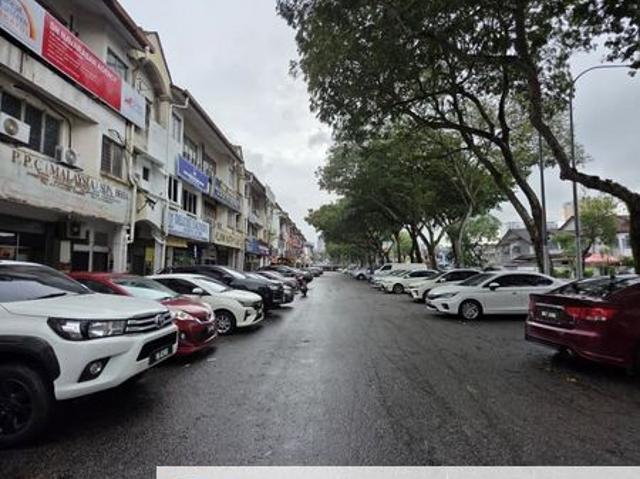 Shop for rent in Petaling, Damansara Damai