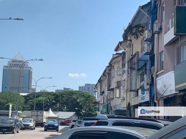 Shop for sale in Petaling, Damansara Damai