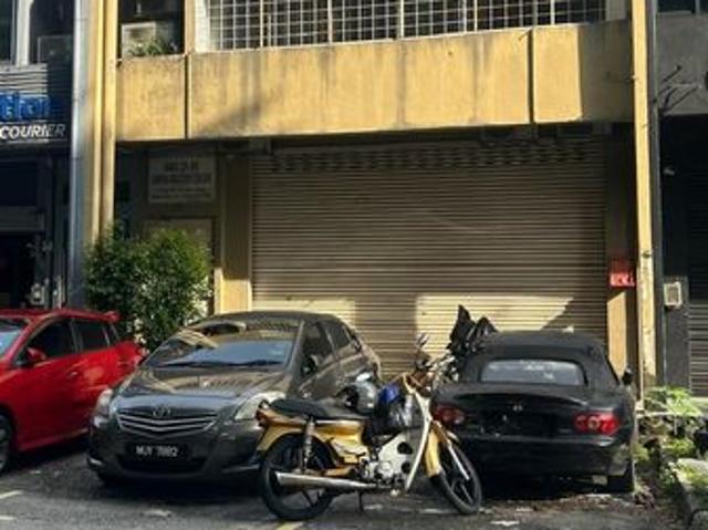 Warehouse for sale in Petaling, Damansara Damai