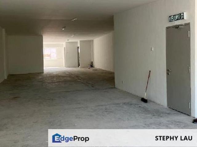 Shop for rent in Petaling, Subang Jaya