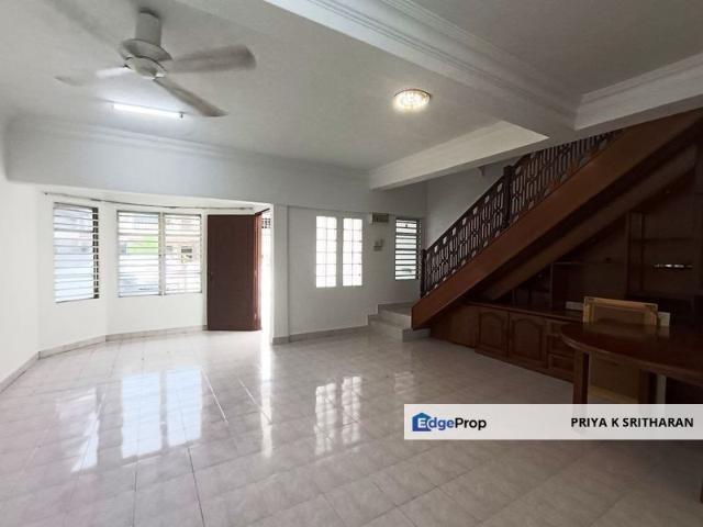House for sale in Petaling, Subang Jaya