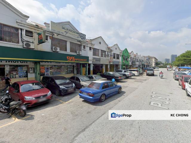 Warehouse for rent in Petaling, Damansara Damai