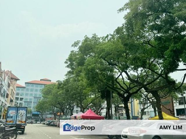 Shop for rent in Petaling, Damansara Damai