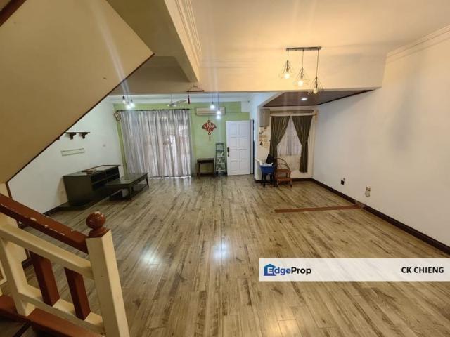 House for sale in Petaling, Subang Jaya