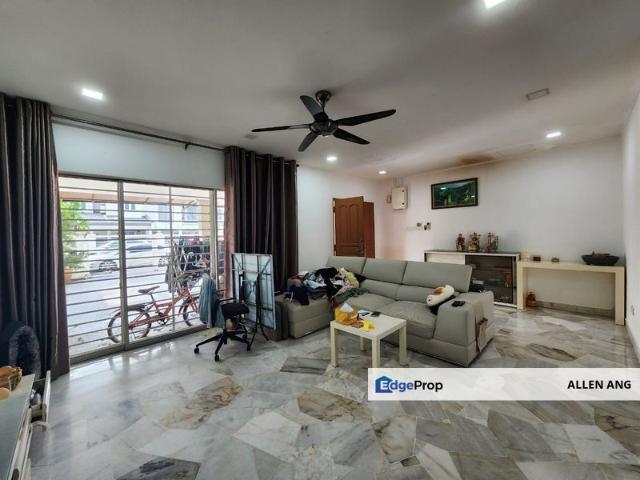 House for sale in Petaling, Subang Jaya