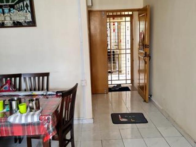 Apartment for sale in Petaling, Damansara Damai