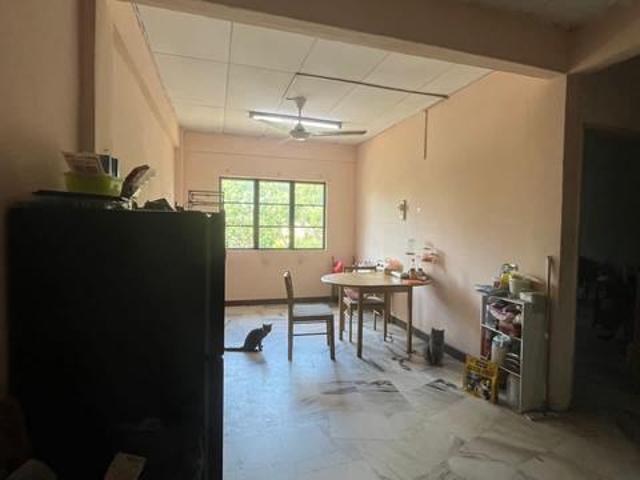 Flat for sale in Petaling, Alam Impian