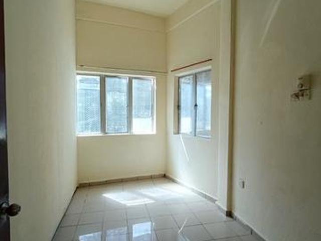 Flat for rent in Petaling, Damansara Damai